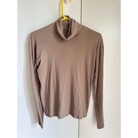 Everlane Organic Cotton Tissue turtleneck Size XS Taupe Minimalist Staple Layer - Picture 7 of 7